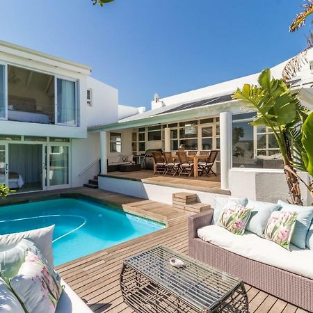 White Waves Beach House Bloubergstrand Exteriör bild