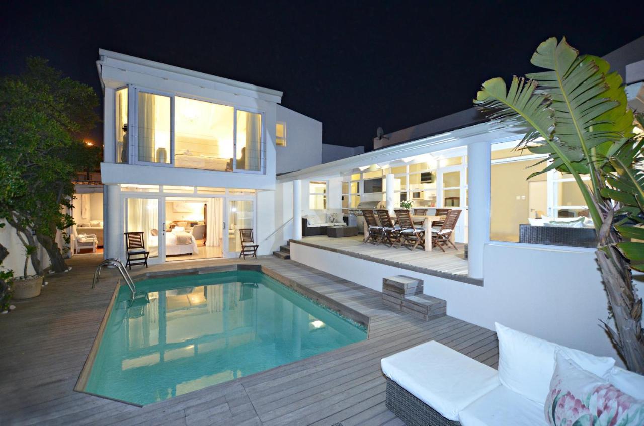 White Waves Beach House Bloubergstrand Exteriör bild