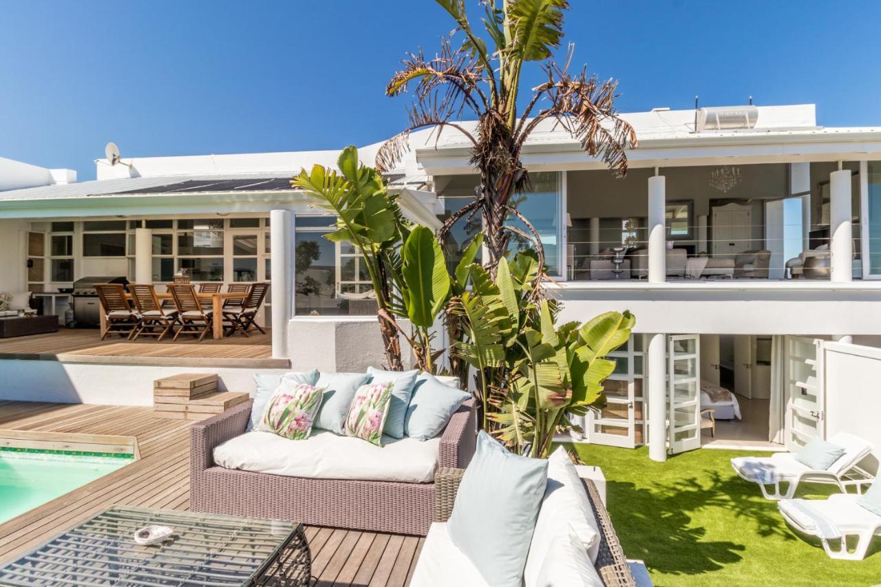 White Waves Beach House Bloubergstrand Exteriör bild