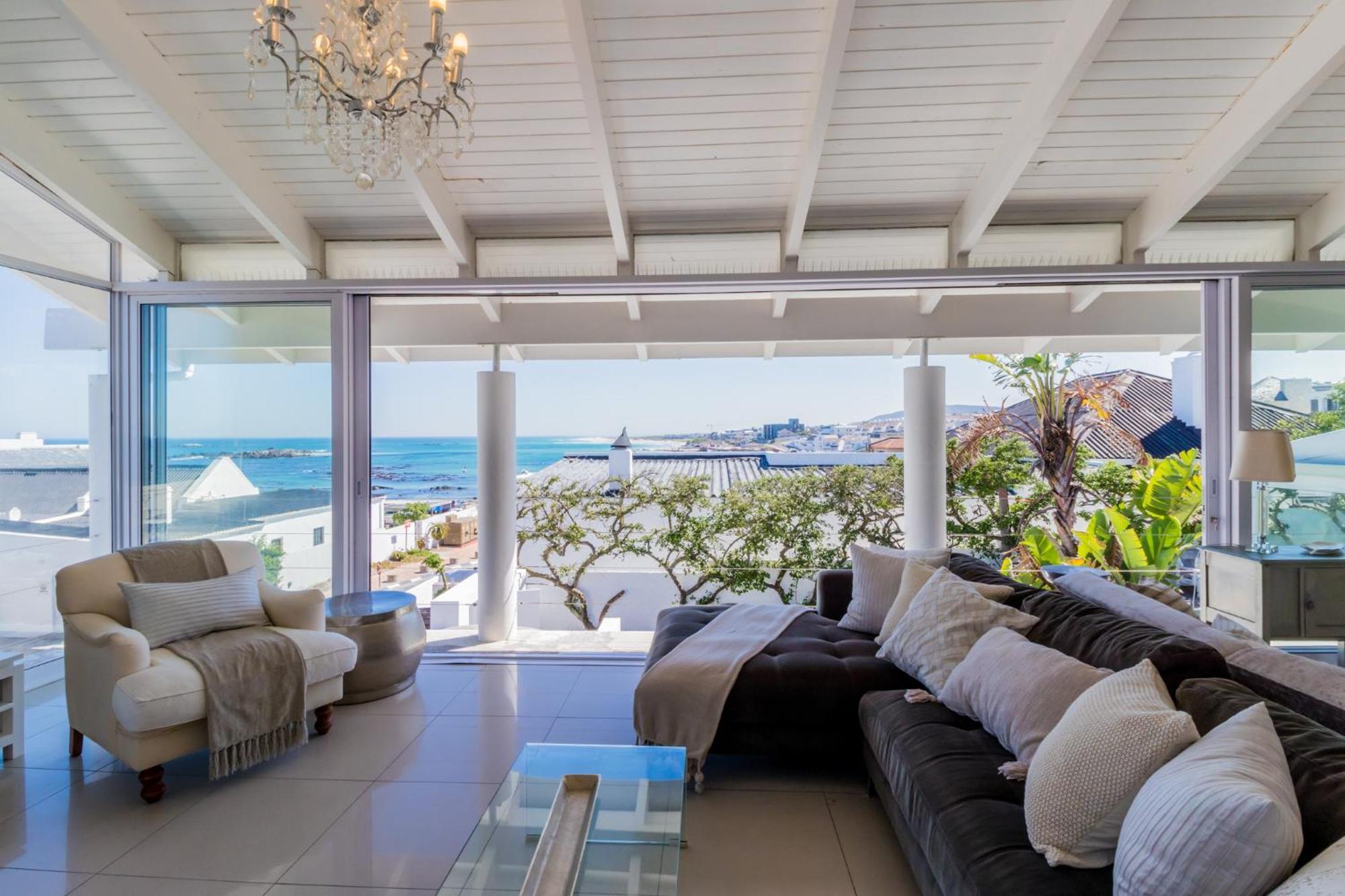 White Waves Beach House Bloubergstrand Exteriör bild