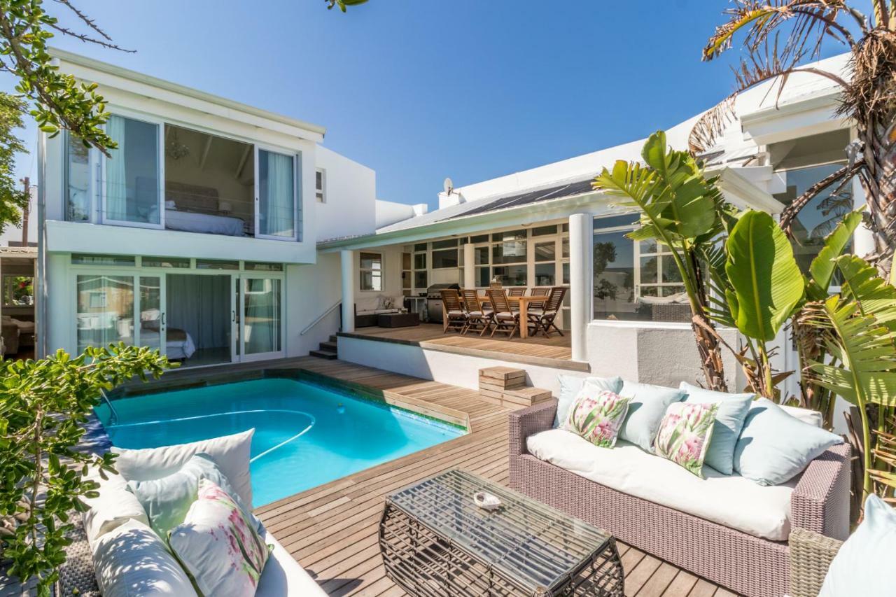 White Waves Beach House Bloubergstrand Exteriör bild
